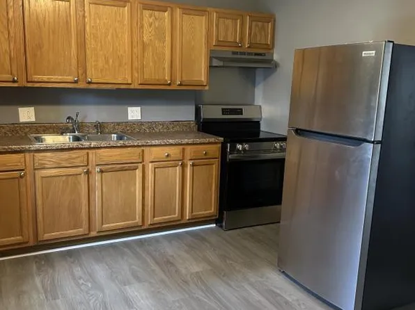 621 N Bryan Ave APT 21, Carterville, IL 62918