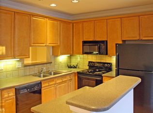 1405 Stratford Cmns, Decatur, GA 30033