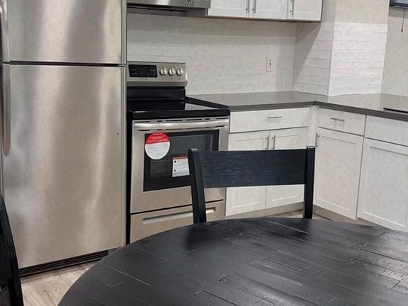 3rd image of 2609 Avenue G
