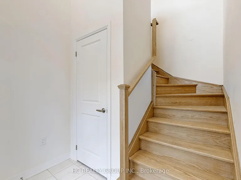 28 Millman Ln — Photo 13