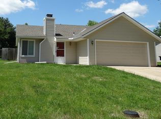 13128 S Brougham Dr, Olathe, KS 66062