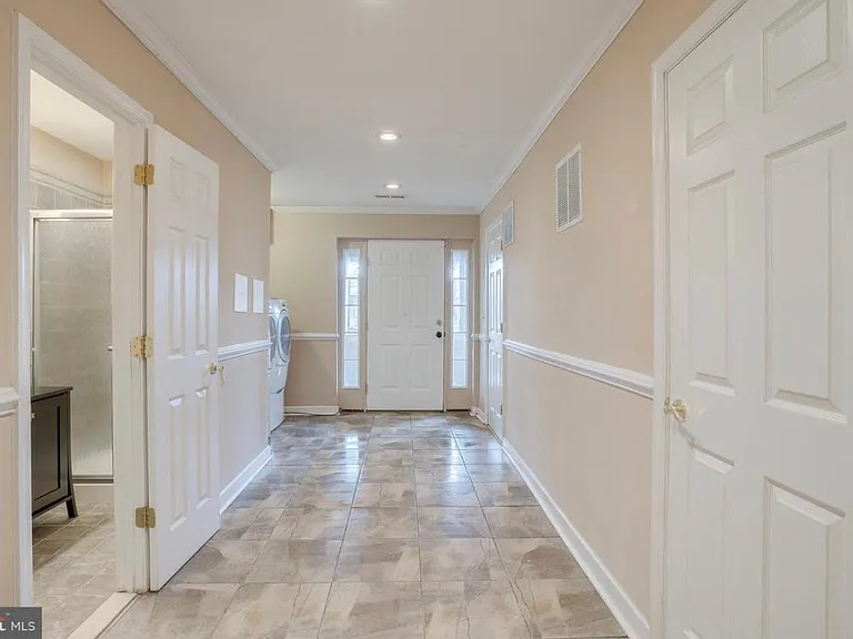 217 E Lafayette Ave #B — Photo 18