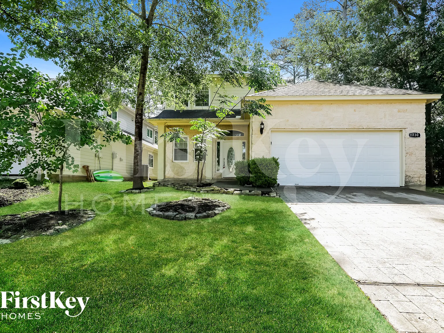 3 bed, 2.5 bath, 2362 sqft, $1,755 — Photo 1