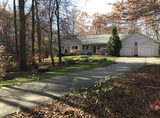 3 Cooper Rd, Sturbridge, MA 01566