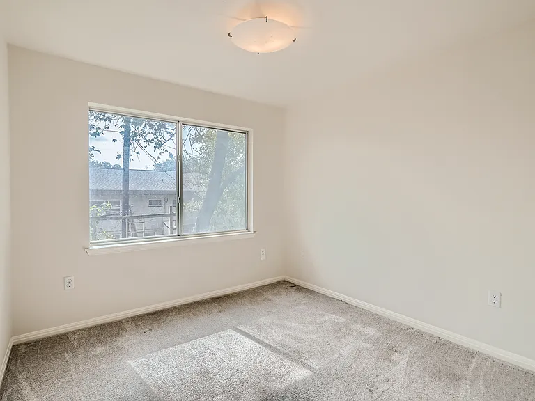 2303 Santa Rita St — Photo 14