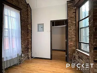 Rented by PocketBroker Inc