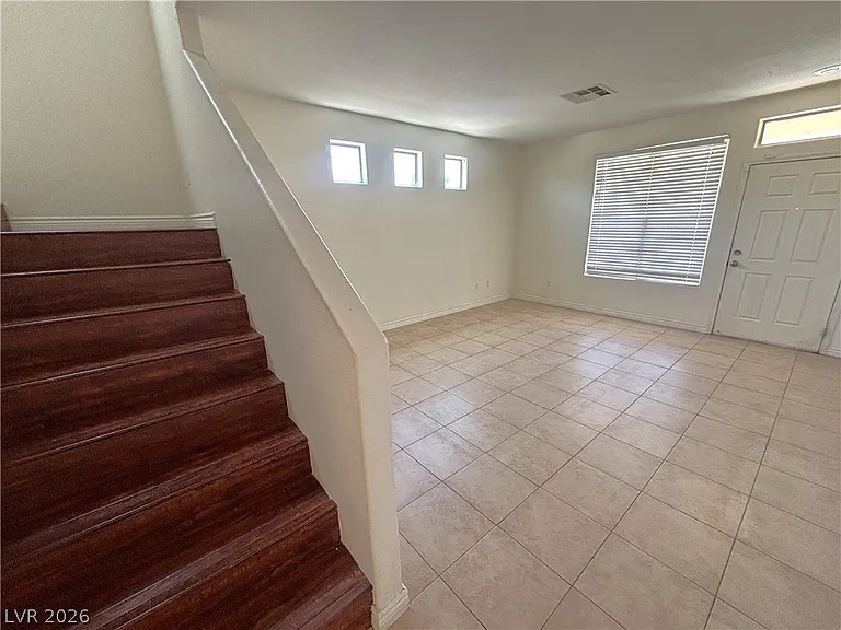 9730 Villa Lorena Ave — Photo 4