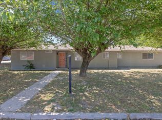 465 Woods Ave, Tipton, CA 93272