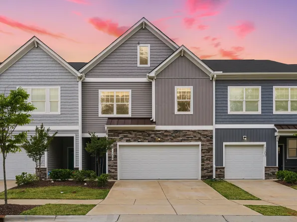 1205 Alston Ridge Ct, Cary, NC 27519