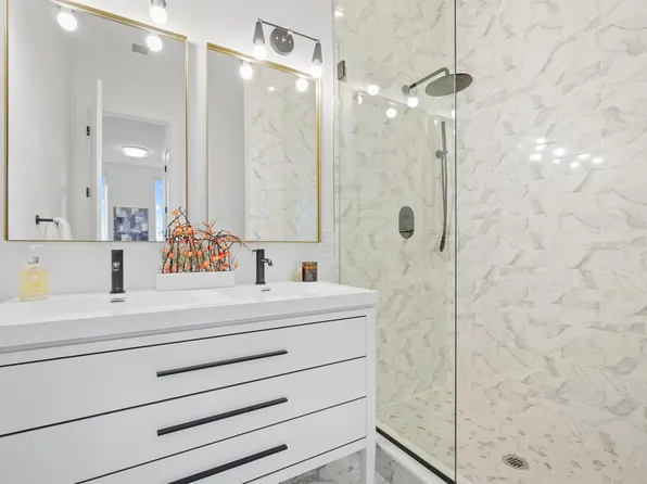 337 Palisade Avenue image 3 of 22