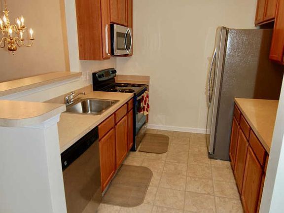 5th image of 2610 Chapel Lake Dr APT 204