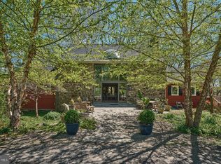 6990 Phillips Mill Rd, New Hope, PA 18938