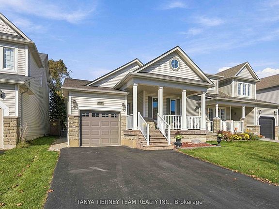 3rd image of 47 Mikayla Cres