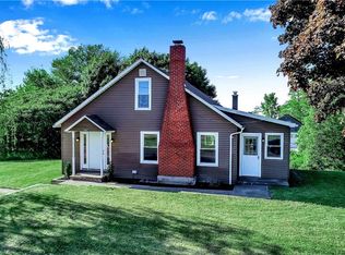 6329 E Lake Rd, Burt, NY 14028