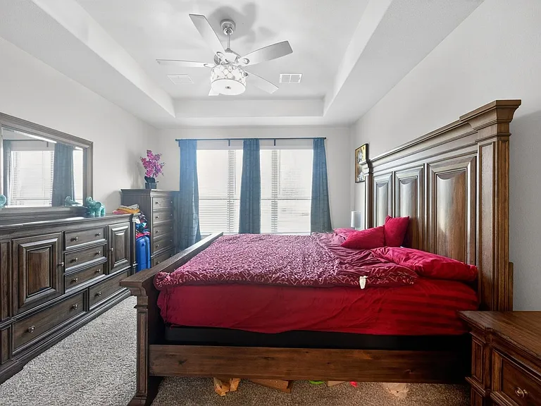 6200 Marigold Dr — Photo 6