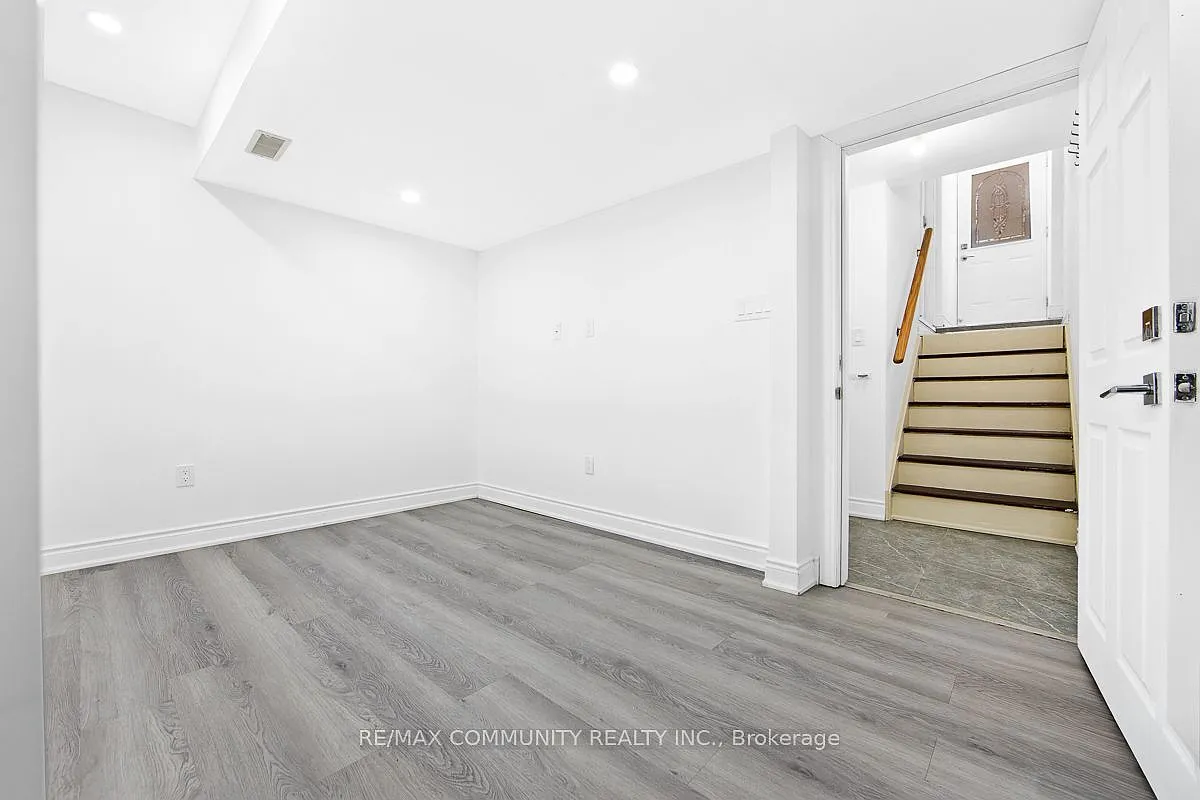 2 bed, $1,599 — Photo 3
