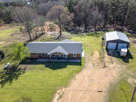 3rd image of 664 County Road 224