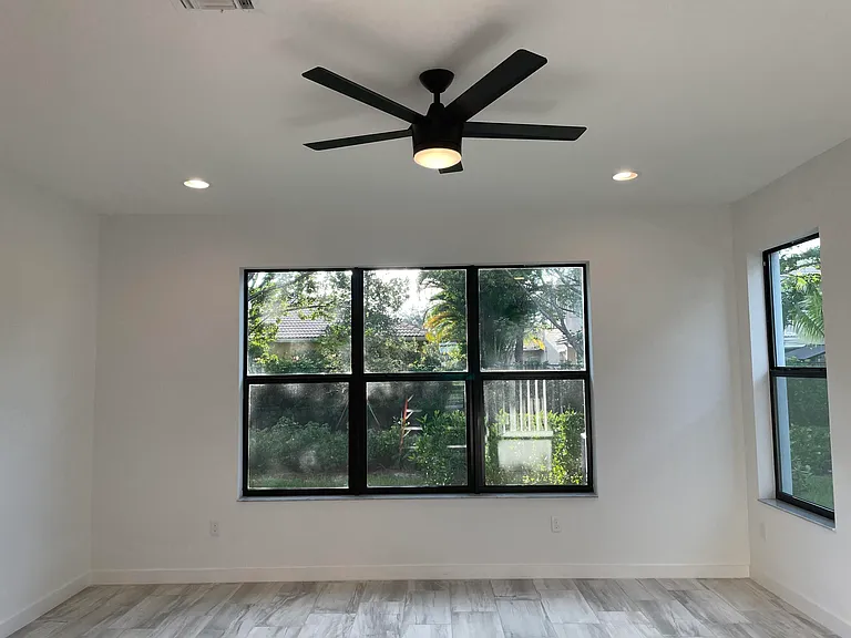 4415 Arcturus Ln — Photo 35