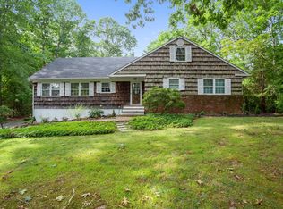 12 Birch Hill Rd, Mount Sinai, NY 11766