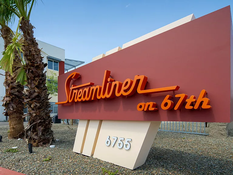 Streamliner 67th — Photo 28
