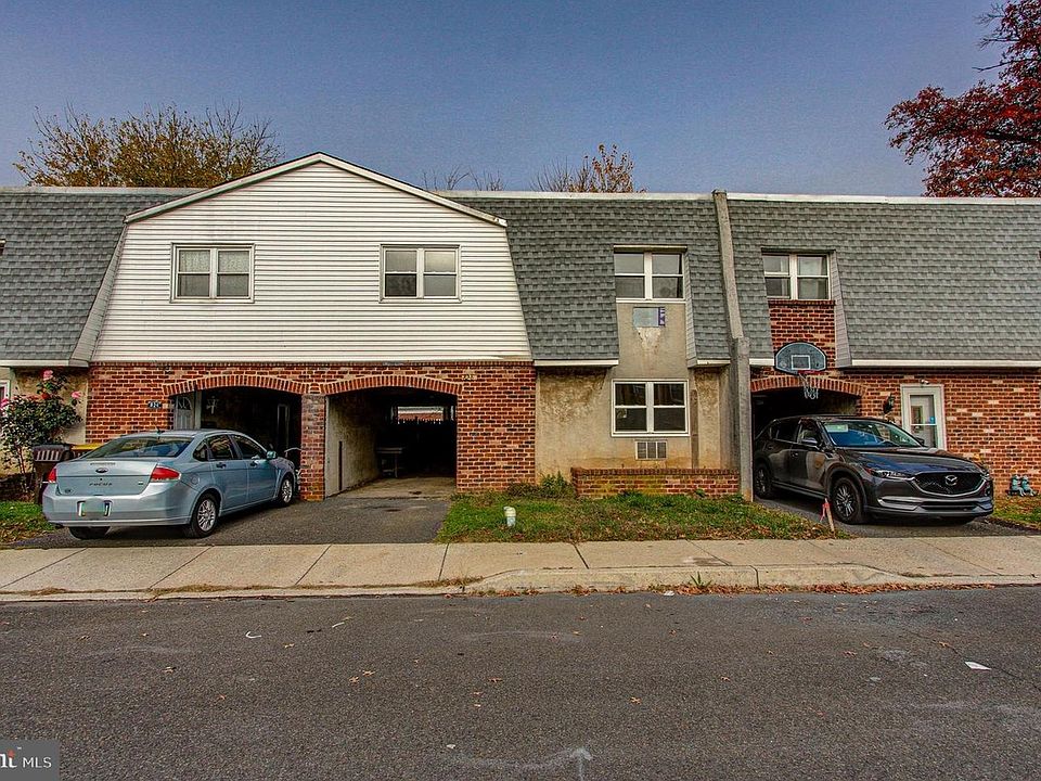 1st image of 826 Shaw Ave