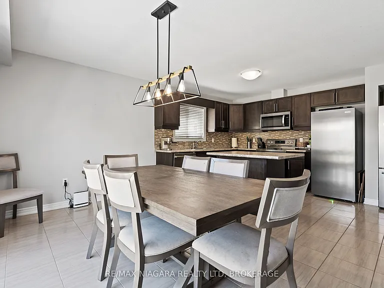 7 Riley Ave — Photo 12