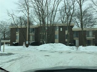 15218 Maple Park Dr APT 5, Maple Heights, OH 44137