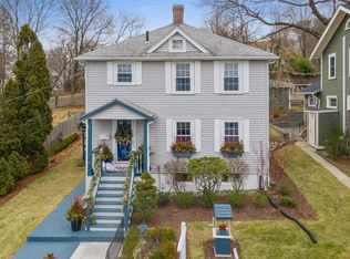 44 Hillside Ave, Quincy, MA 02170