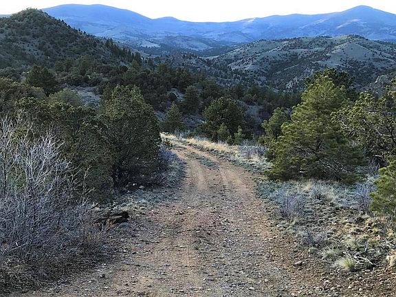 3rd image of 740 County Road 16