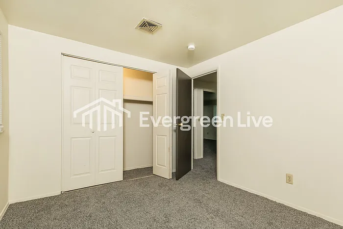 6291 Leawood Dr — Photo 11