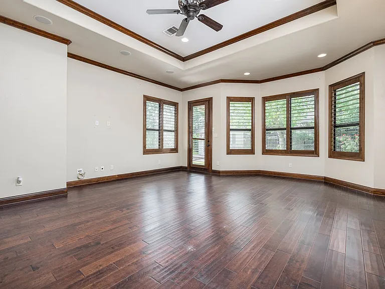 9900 Winding Oak Cir — Photo 15