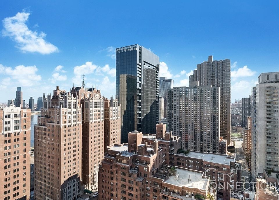 1st image of 320 E 42nd St APT 2517
