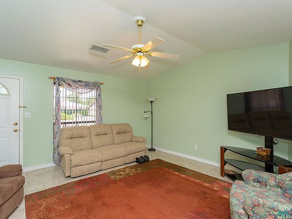 5th image of 503 Park Dr