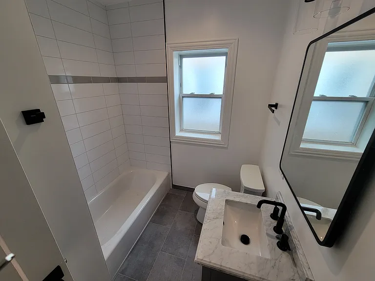 6418 N Richmond St #3A — Photo 22