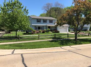 5973 Galaxie Dr, Mentor, OH