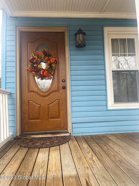 3rd image of 395 Milton Avenue