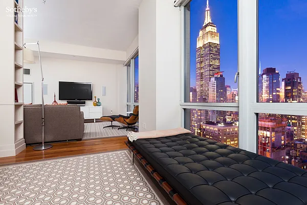 Sold by Sotheby's International Realty | media 4