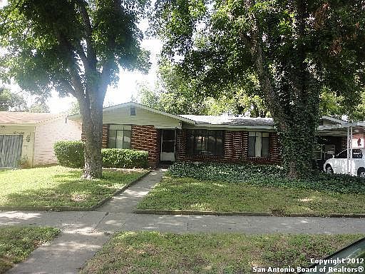 2nd image of 430 W BERYL DR