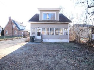 1303 Bay St, Springfield, MA 01109