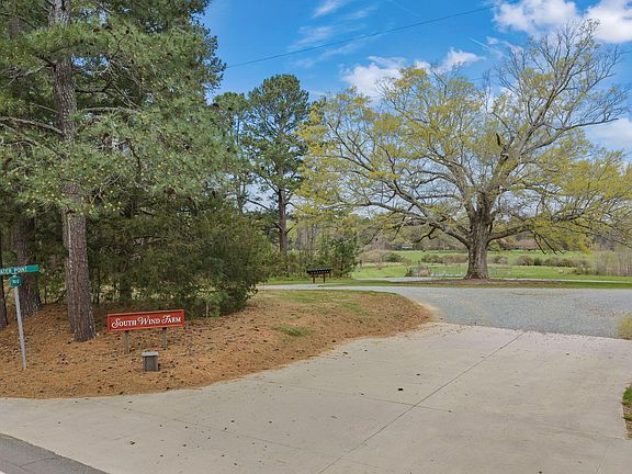 2nd image of 800 Southwind Rd #8