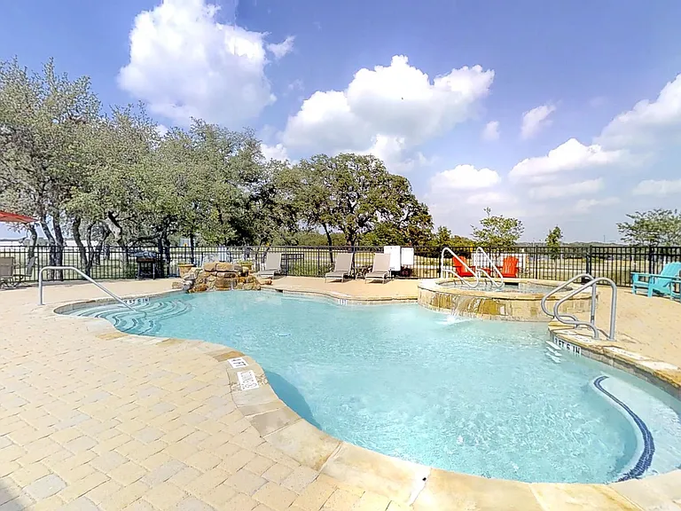 Country View Apartments — Photo 70
