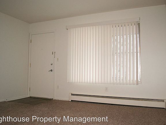 3rd image of 1333 Kendall St SE APT 127