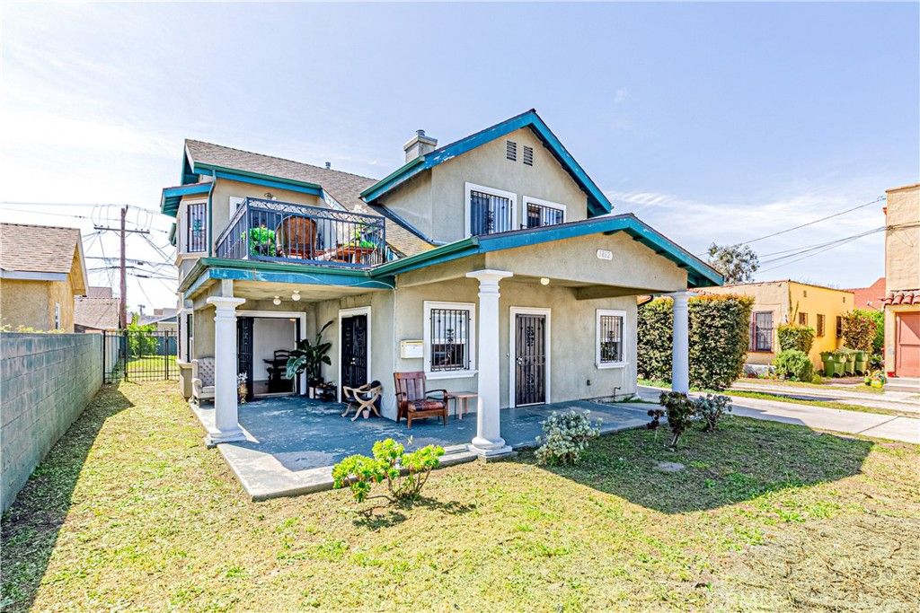 1812 W 48th St, Los Angeles, CA - View 2