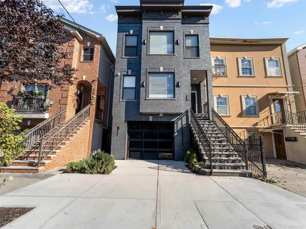 230 Griffith Street image 1 of 23