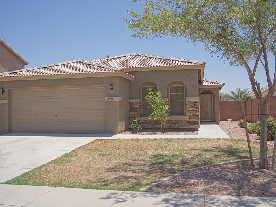 1st image of 15925 W Crocus Dr