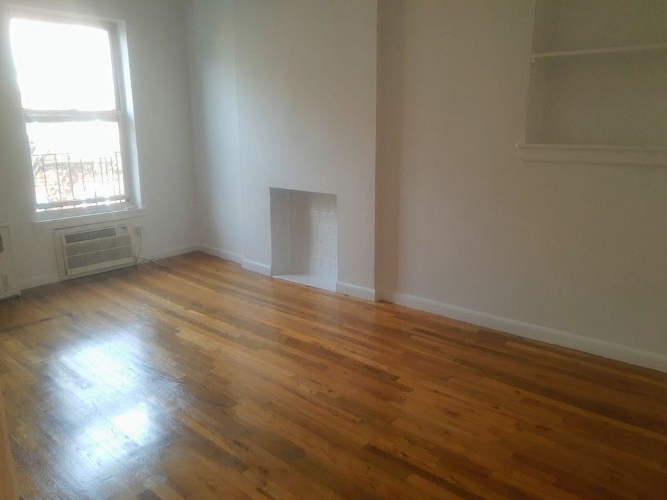 1st image of 317 W 21st St APT 3