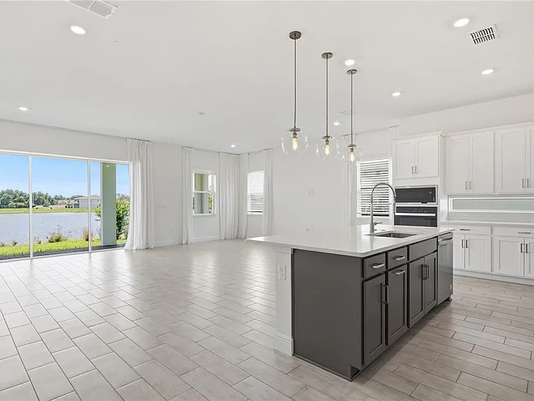 13589 McMillan Dr — Photo 13