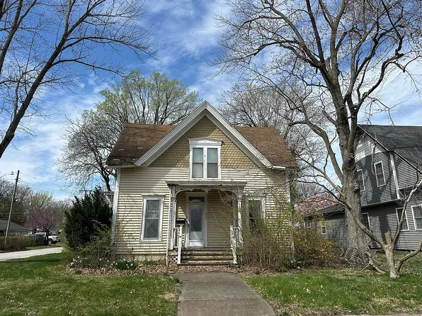 432 S Randolph St, Macomb, IL 61455