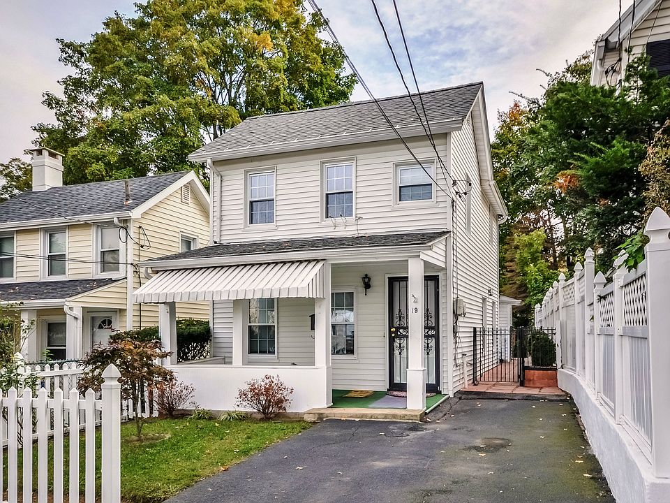 1st image of 19 Cambridge Ave
