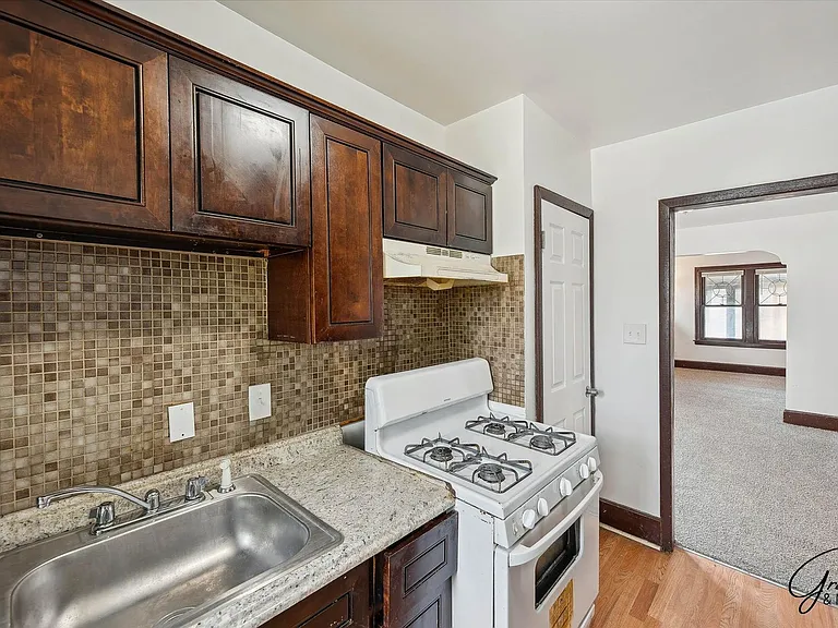 15356/15358 Washburn - Ten Star Holdings LLC — Photo 19